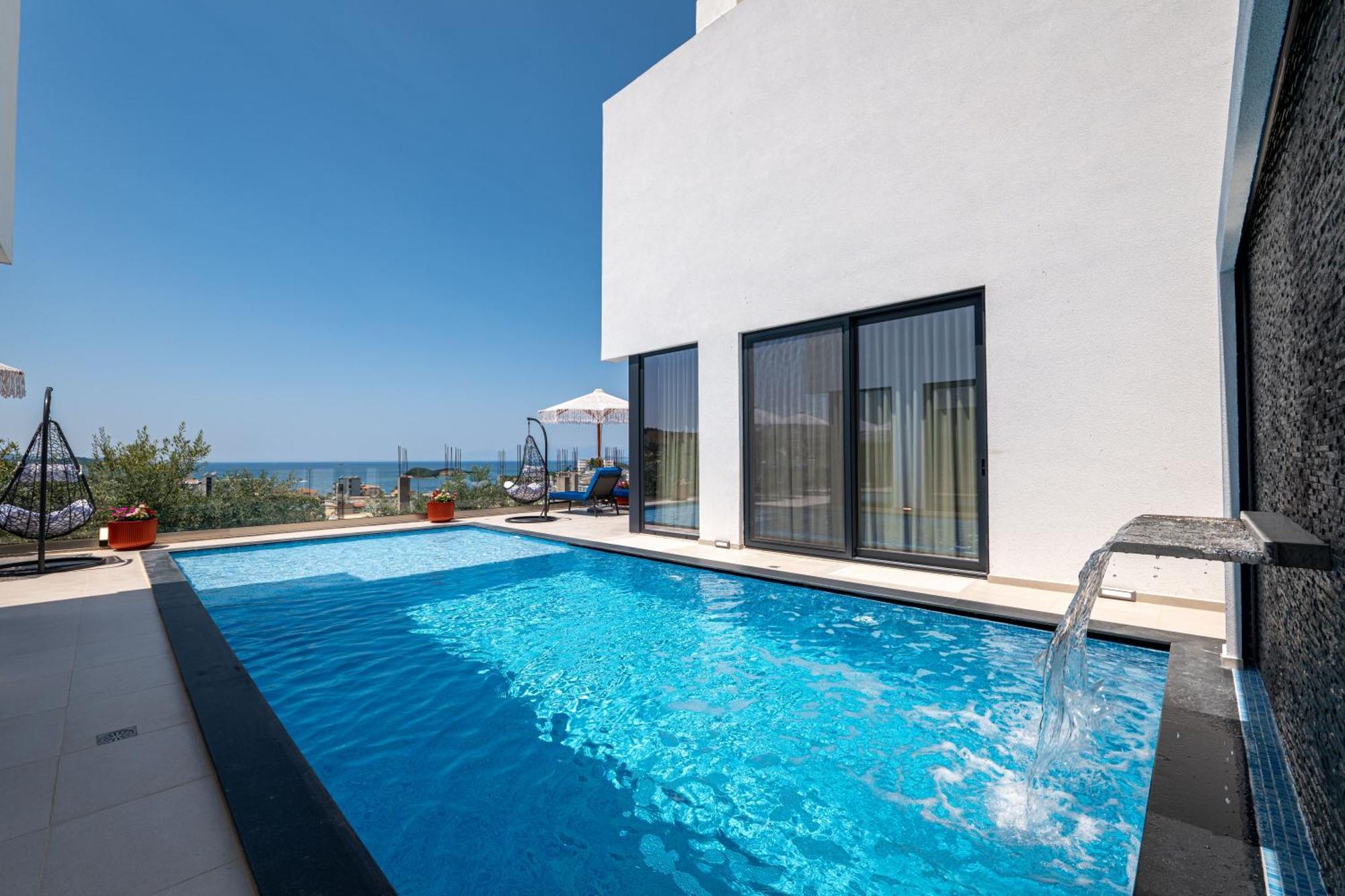 Luxury Angela Villa *